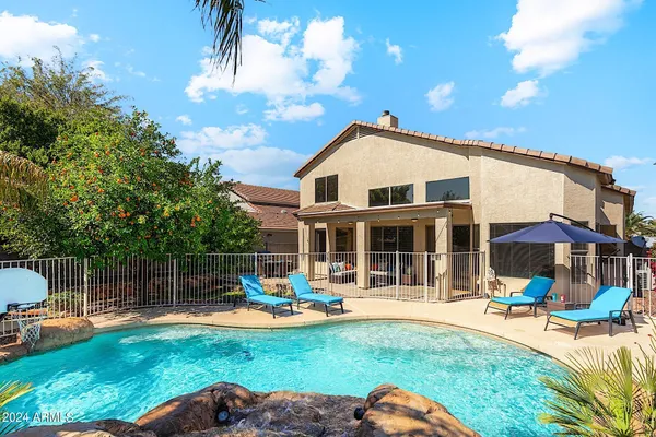 $10,000 | 1125 East Irma Lane, Phoenix, AZ 85024