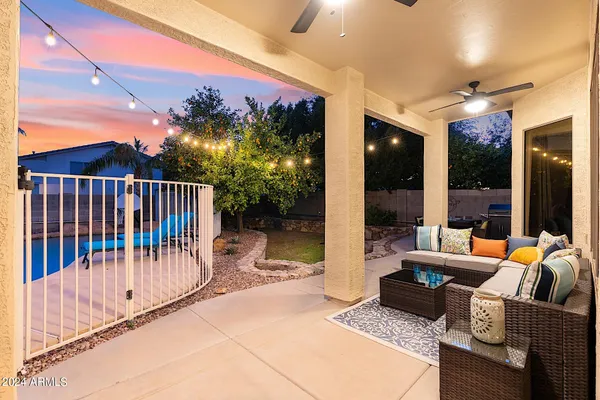$10,000 | 1125 East Irma Lane, Phoenix, AZ 85024