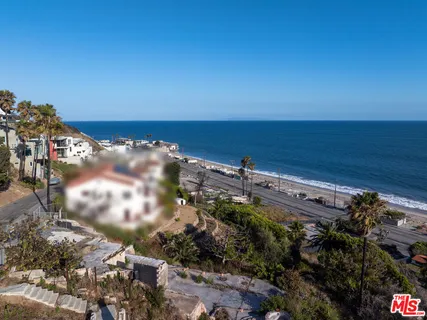 $2,000,000 | 21400 Rambla Vista, Malibu, CA 90265