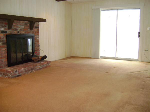171 Ray Avenue Woonsocket, RI 02895 - Photo 8 of 19