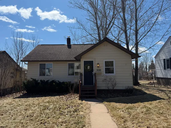 $299,900 | 5020 Dodge Street, Duluth, MN 55804