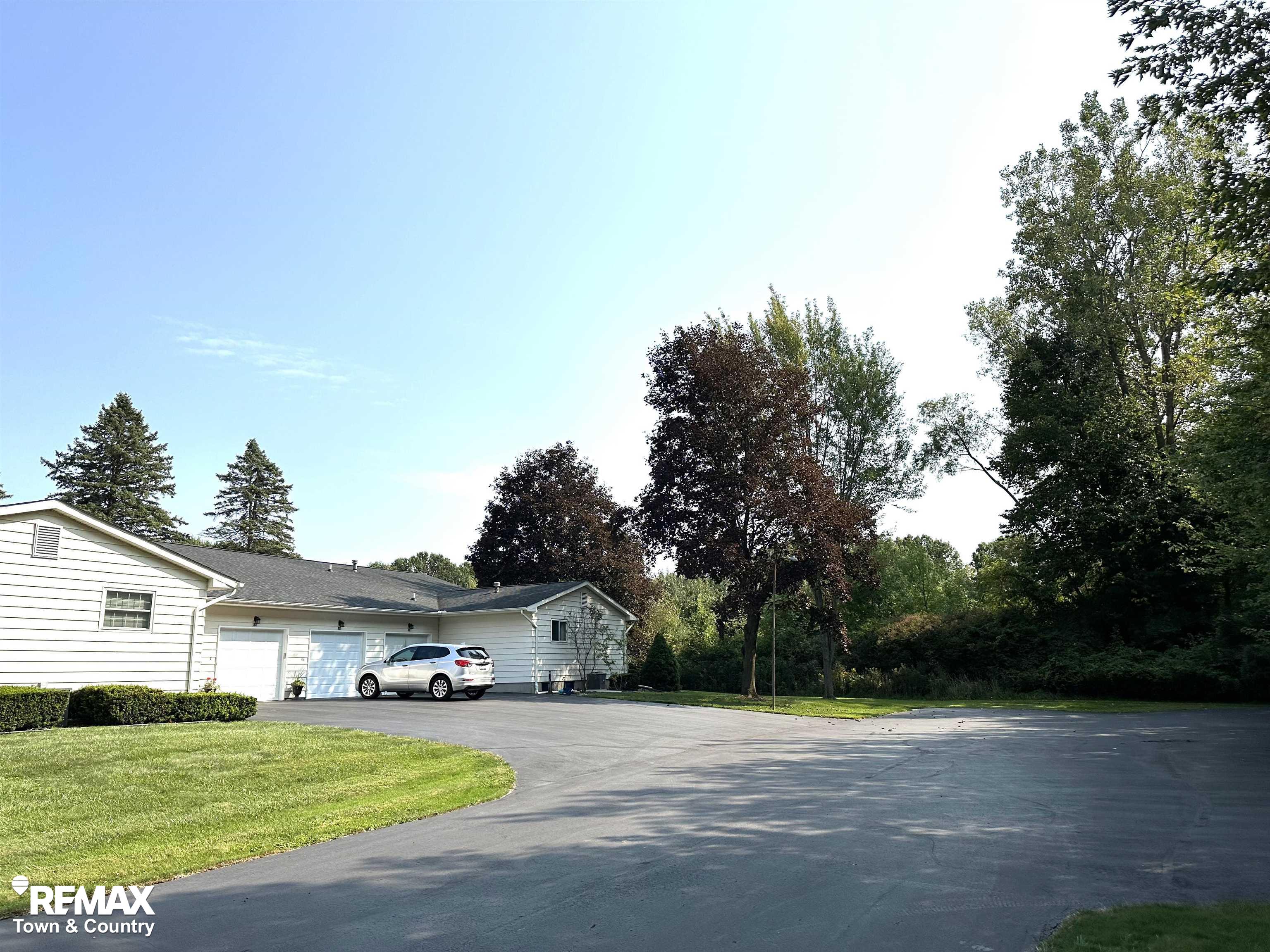 3337 Field Road, Unit 22 Clio, MI 48420 - Photo 24 of 24 50155252-5afd8a64-10d4-4087-aae8-2bf9783421c2.JPG