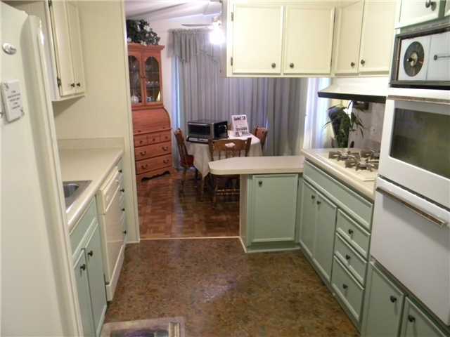 650 South Rancho Santa Fe Road, Unit 91 San Marcos, CA 92078 - Photo 7 of 24 Kitchen looking to dining room