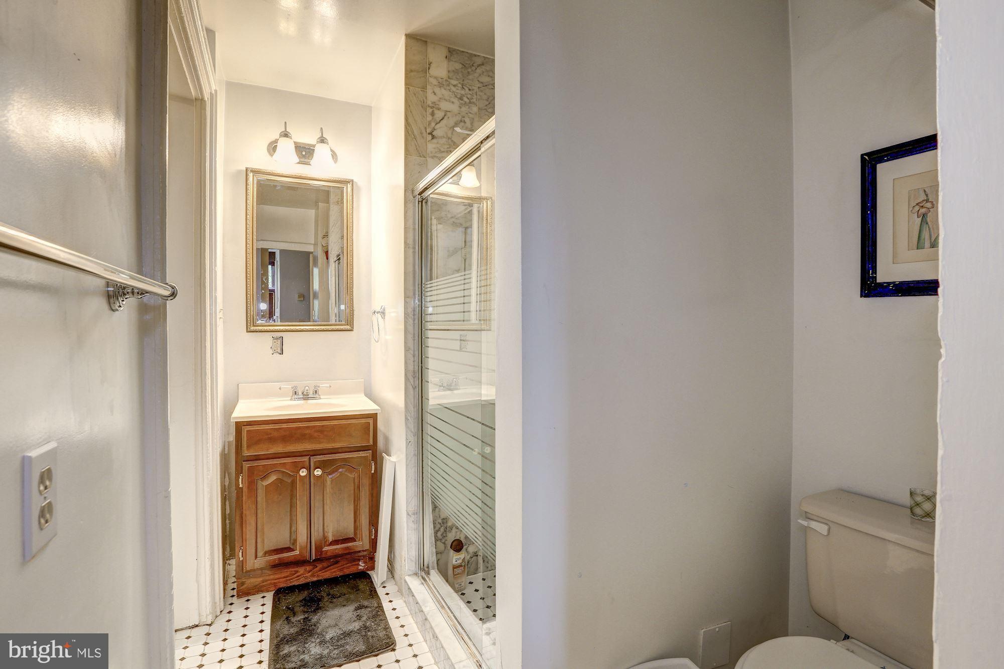 421 T Street Northwest Washington, DC 20001 - Photo 11 of 39 Unit 1 - Full Bath