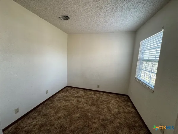 $1,500 | 205 Wingate Court, Seguin, TX 78155