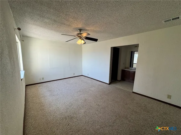 $1,500 | 205 Wingate Court, Seguin, TX 78155