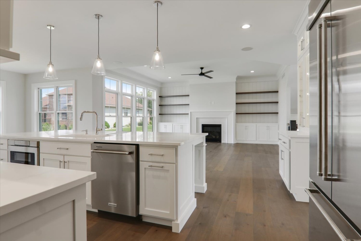 604 Cayman Way Savoy, IL 61874 - Photo 18 of 82