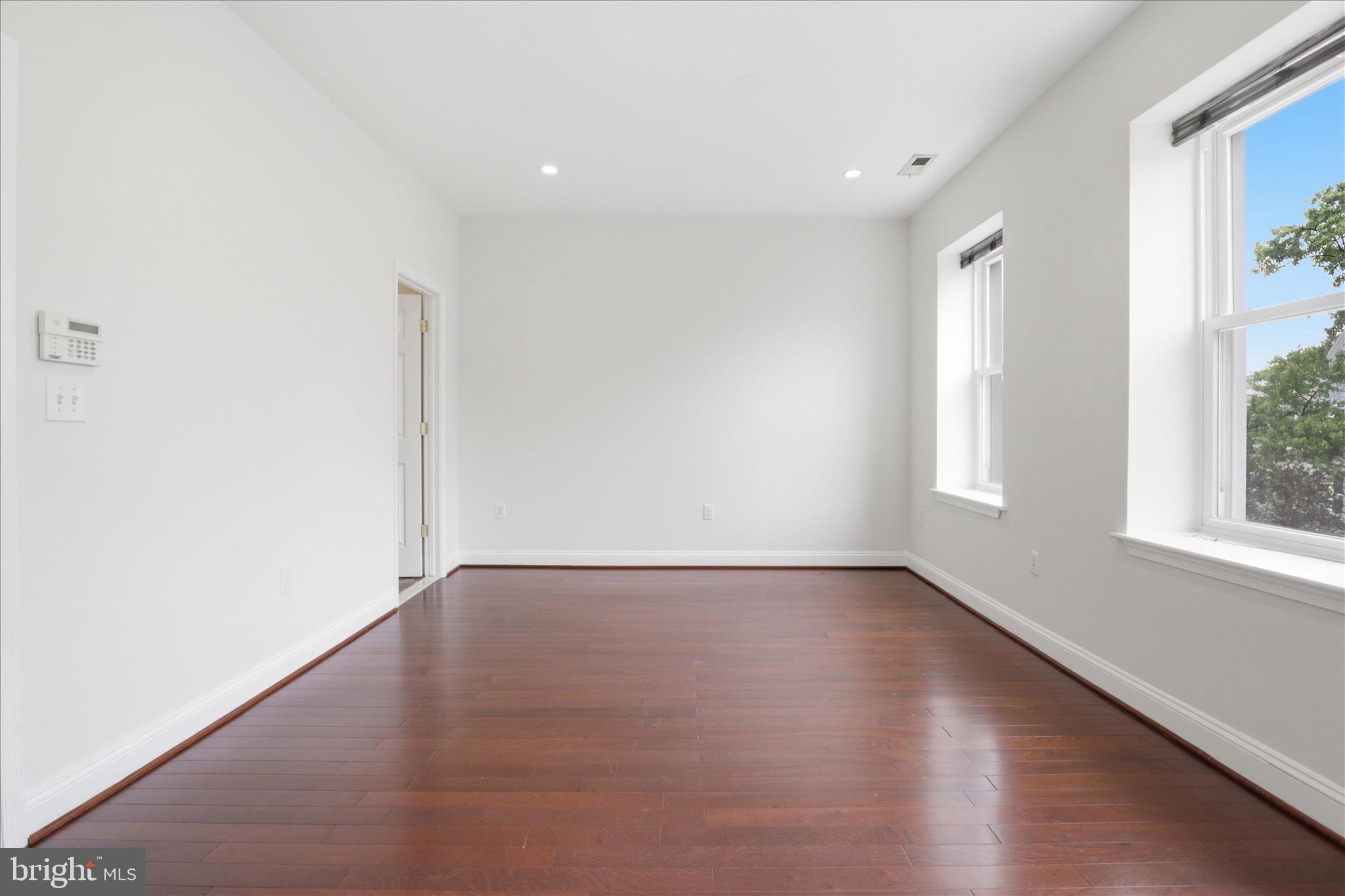 641 L Street Northeast Washington, DC 20002 - Photo 16 of 51