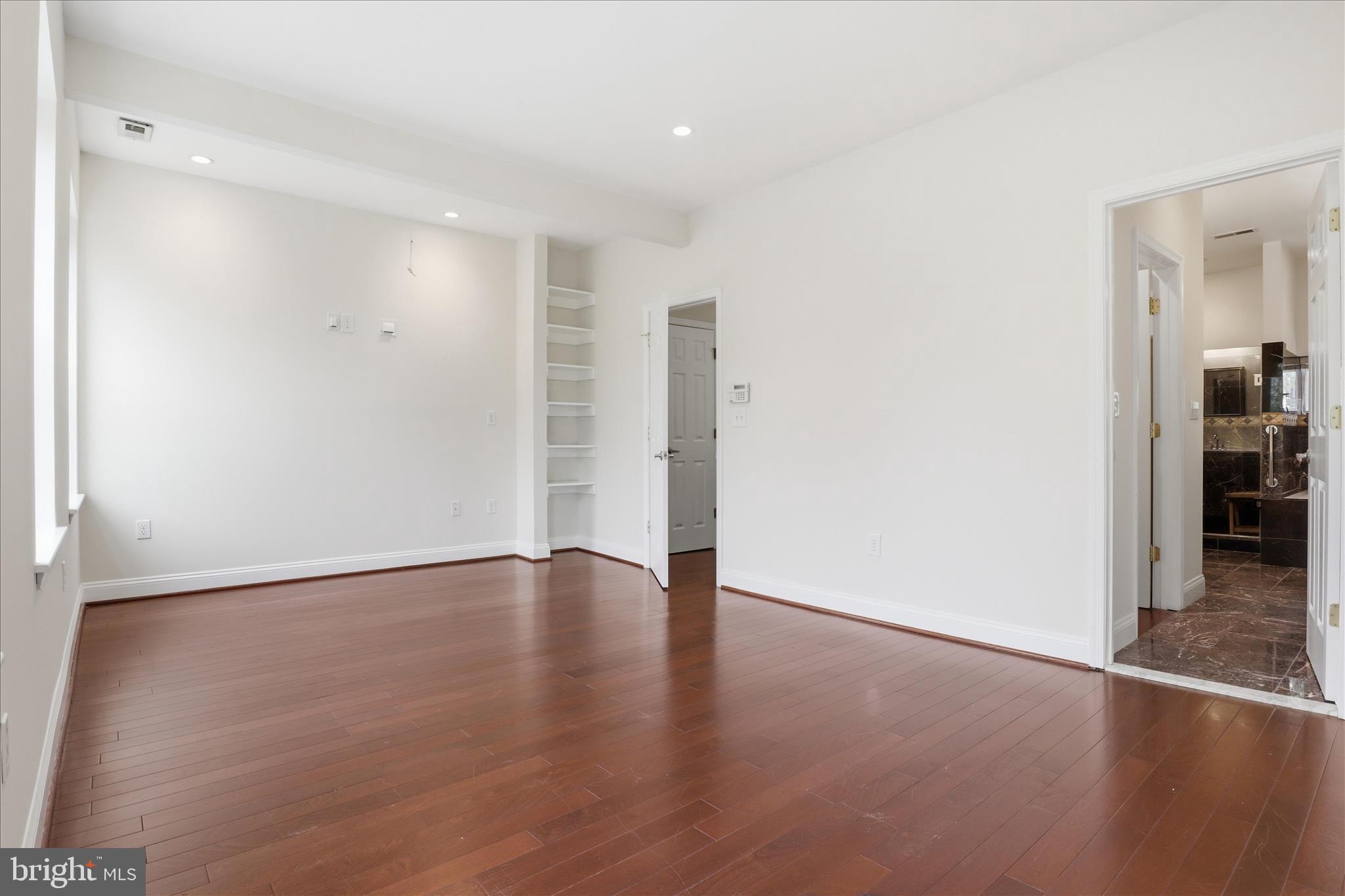 641 L Street Northeast Washington, DC 20002 - Photo 18 of 51