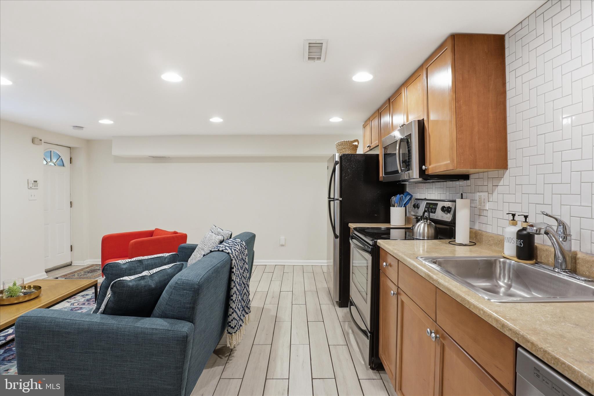 641 L Street Northeast Washington, DC 20002 - Photo 31 of 51