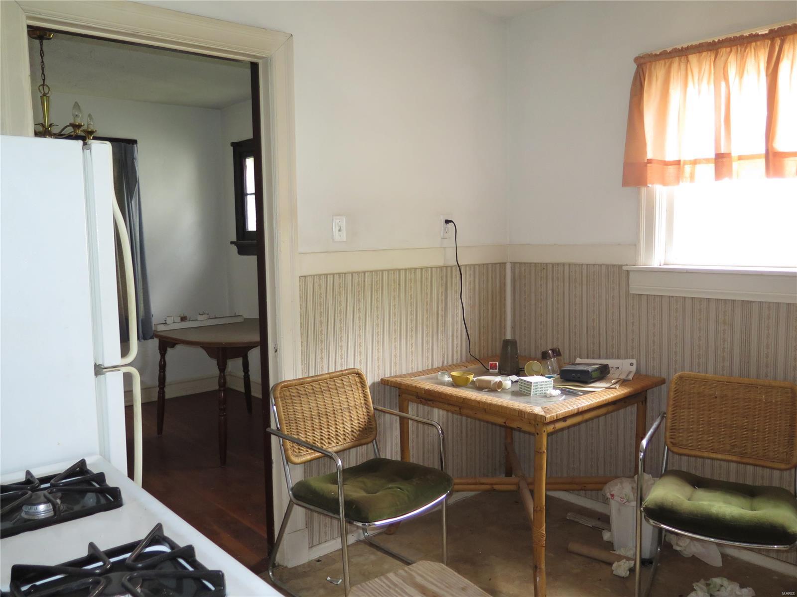 9718 Lackland Road St. Louis, MO 63114 - Photo 14 of 16 Gallery Image 14