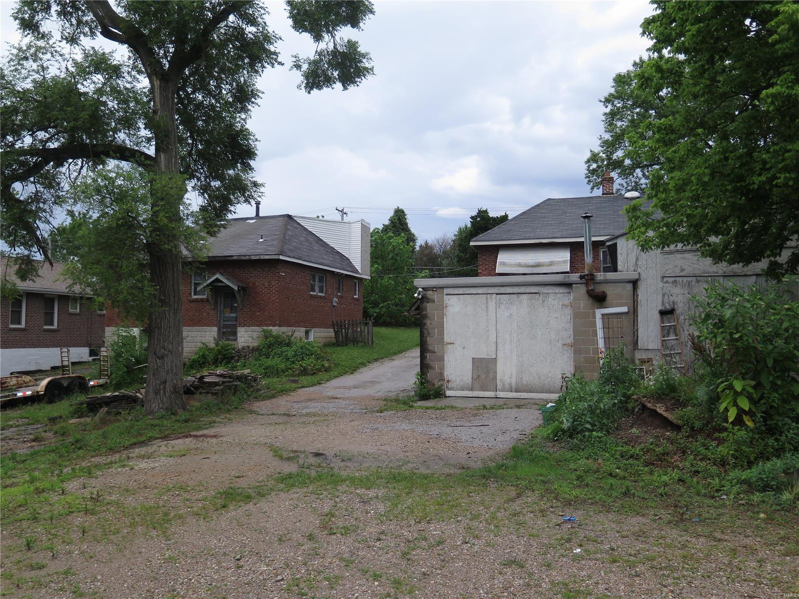 9718 Lackland Road St. Louis, MO 63114 - Photo 4 of 16 Gallery Image 4