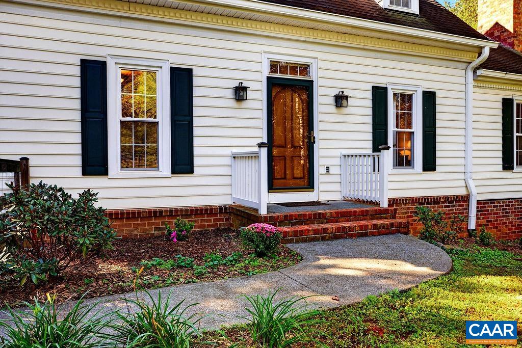 2605 Cedar Ridge Lane Charlottesville, VA 22901 - Photo 6 of 71 Gallery Image 6