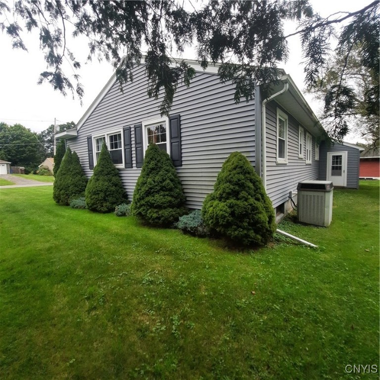 63 6th Street West Oneida, NY 13421 - Photo 5 of 36