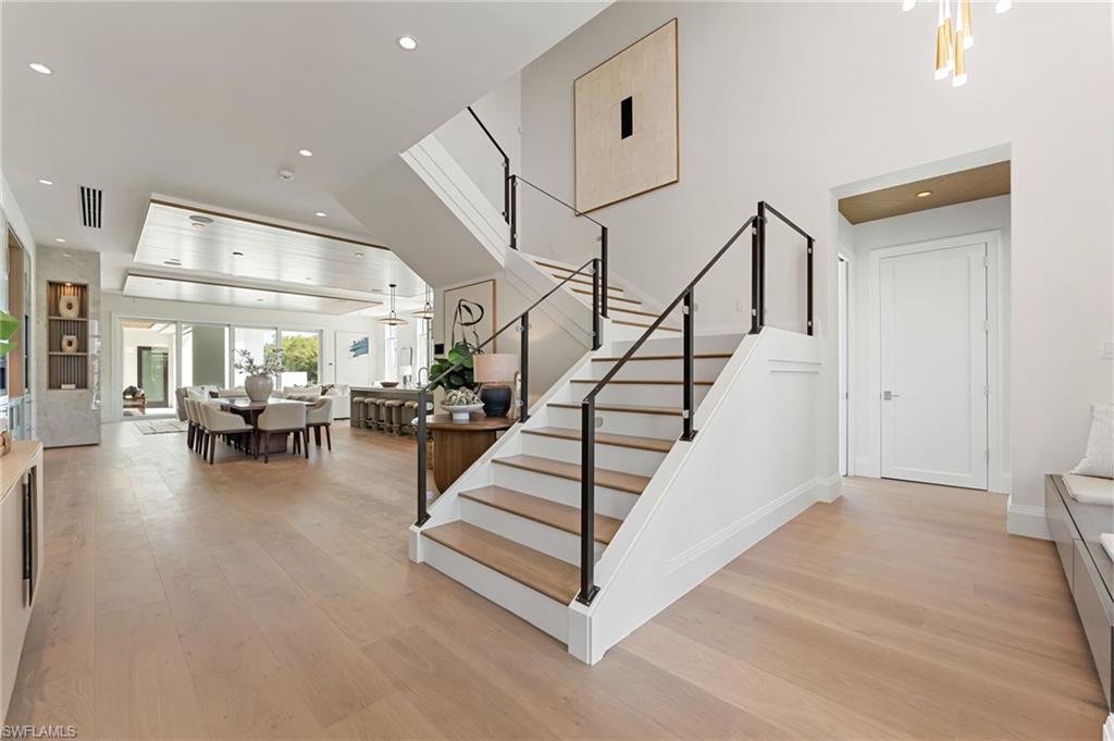 581 14th Avenue South Naples, FL 34102 - Photo 16 of 49