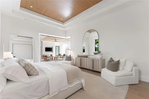 $11,995,000 | 581 14th Avenue South, Naples, FL 34102