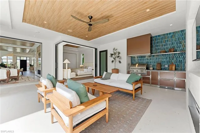 $11,995,000 | 581 14th Avenue South, Naples, FL 34102