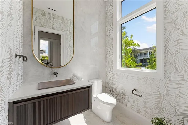 $11,995,000 | 581 14th Avenue South, Naples, FL 34102