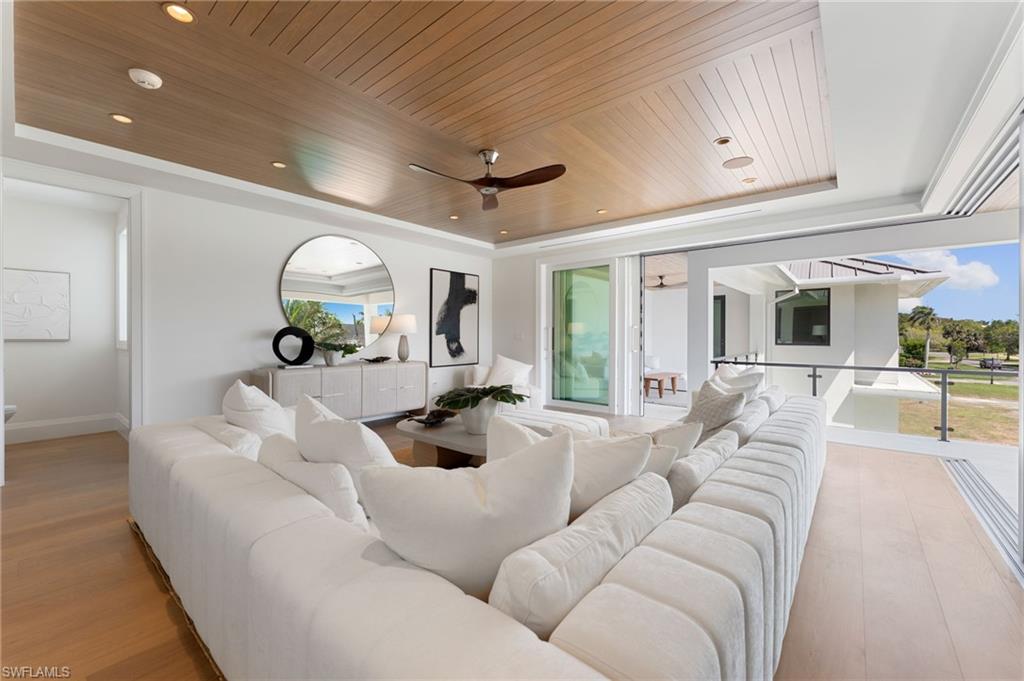 581 14th Avenue South Naples, FL 34102 - Photo 36 of 49