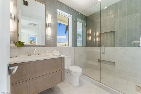 $11,249,000 | 581 14th Avenue South, Naples, FL 34102