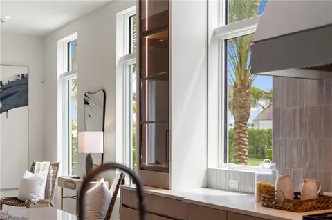 $11,995,000 | 581 14th Avenue South, Naples, FL 34102