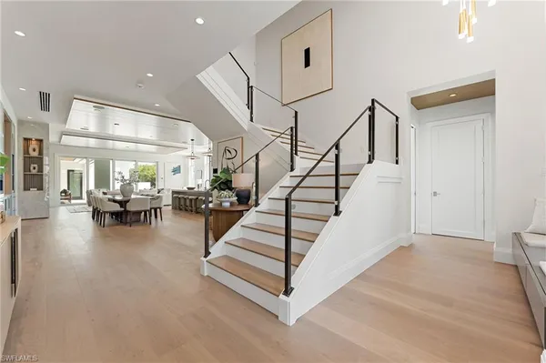 $11,249,000 | 581 14th Avenue South, Naples, FL 34102