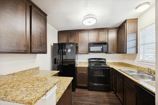 $1,395 | 214 West 17th Street, Unit 16, Houston, TX 77008