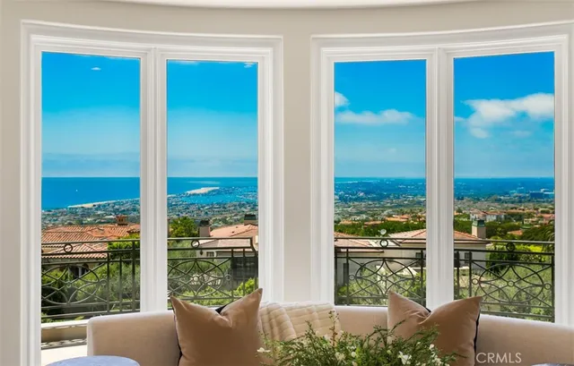 $27,998,000 | 22 Pelican Crest Drive, Newport Coast, CA 92657