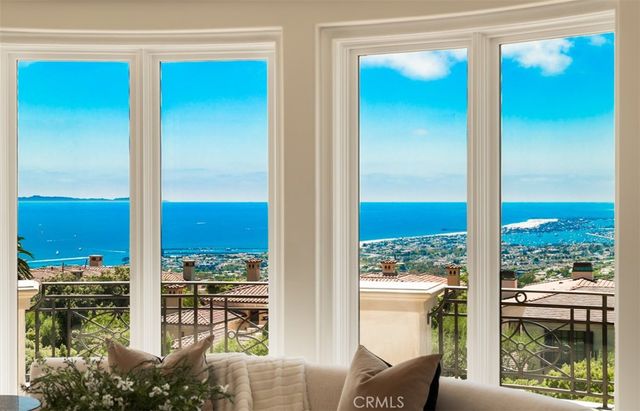 $29,998,000 | 22 Pelican Crest Drive, Newport Coast, CA 92657