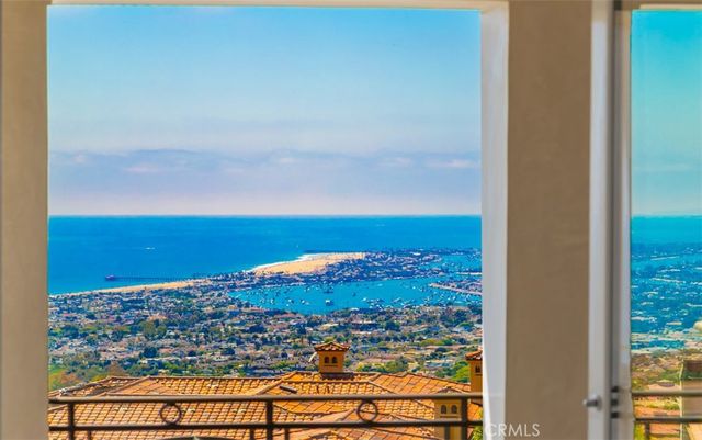 $29,998,000 | 22 Pelican Crest Drive, Newport Coast, CA 92657