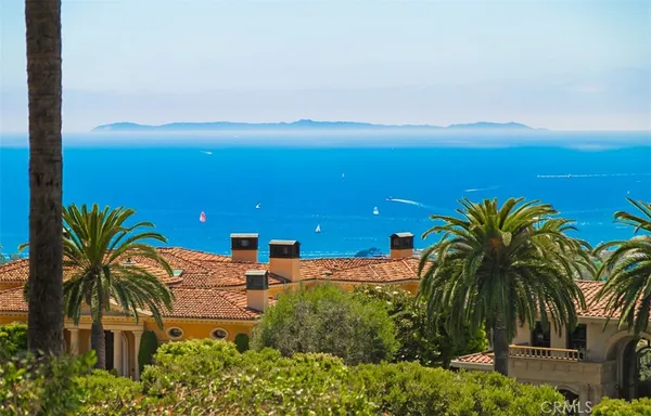 $27,998,000 | 22 Pelican Crest Drive, Newport Coast, CA 92657