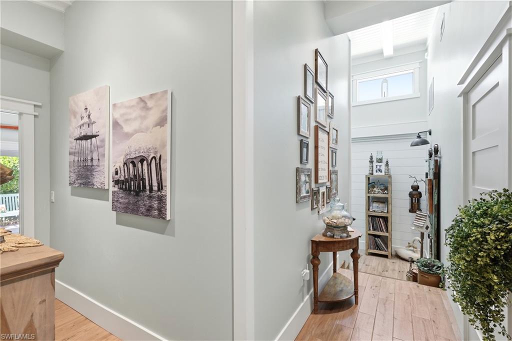 840 Myrtle Terrace Naples, FL 34103 - Photo 22 of 49