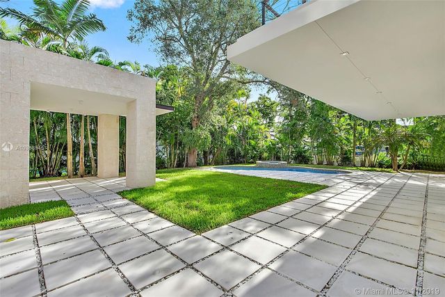 $2,600,000 | 6345 Riviera Drive, Coral Gables, FL 33146