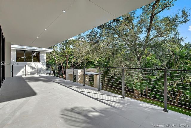 $2,600,000 | 6345 Riviera Drive, Coral Gables, FL 33146