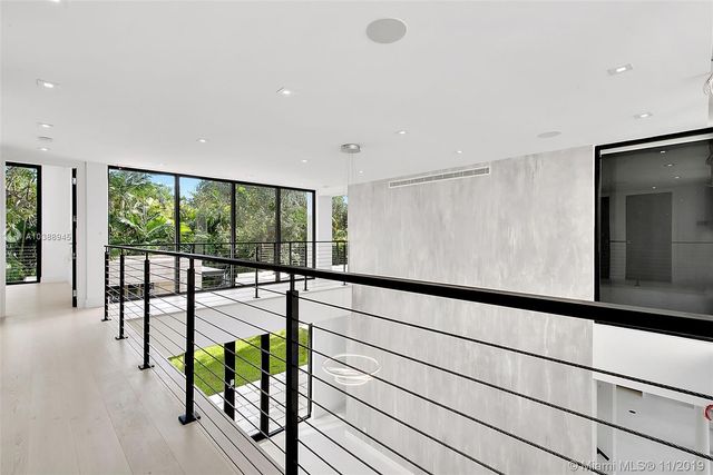 $2,600,000 | 6345 Riviera Drive, Coral Gables, FL 33146