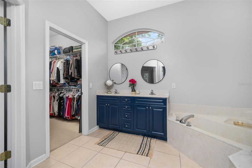 8964 Southwest 64th Lane Gainesville, FL 32608 - Photo 23 of 37