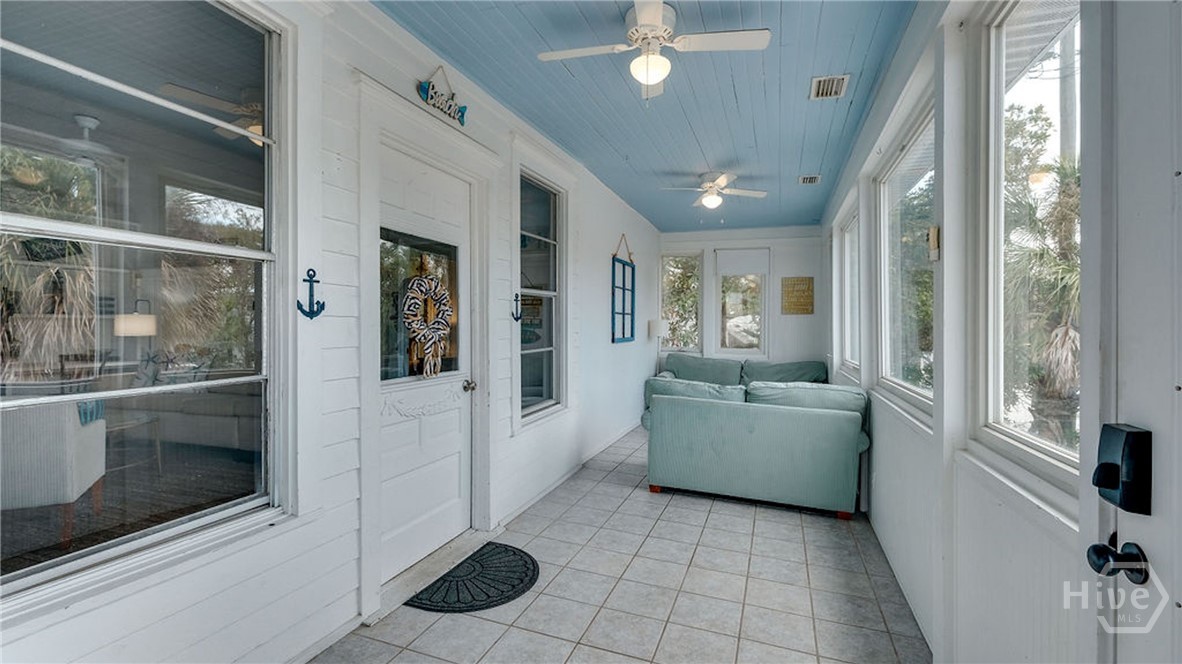 16 13th Street Tybee Island, GA 31328 - Photo 7 of 62