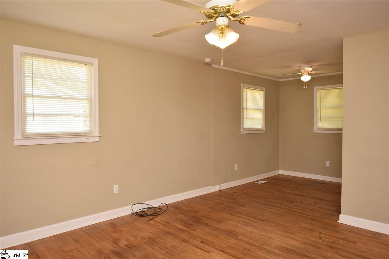 302 Fork Road Fountain Inn, SC 29644 - Photo 11 of 20 Gallery Image 11