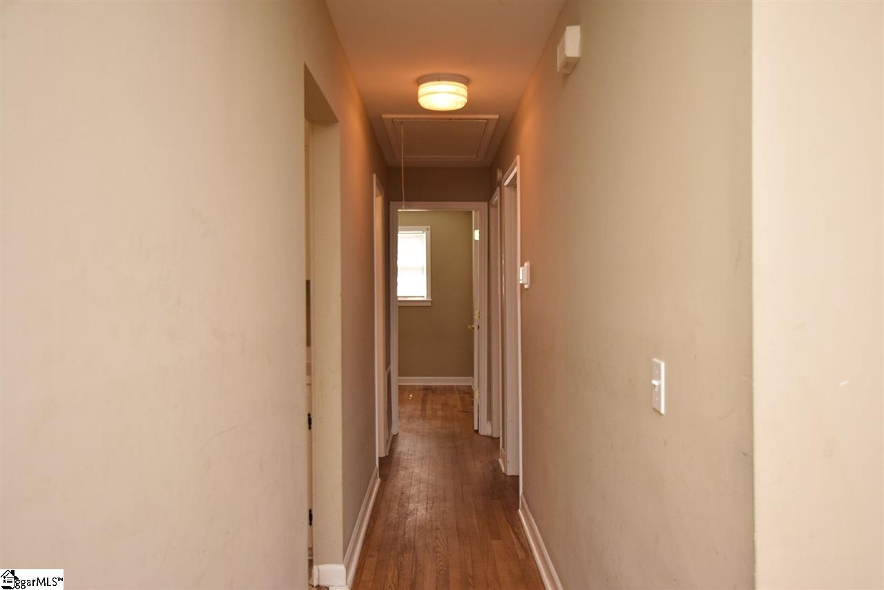 302 Fork Road Fountain Inn, SC 29644 - Photo 9 of 20 Gallery Image 9