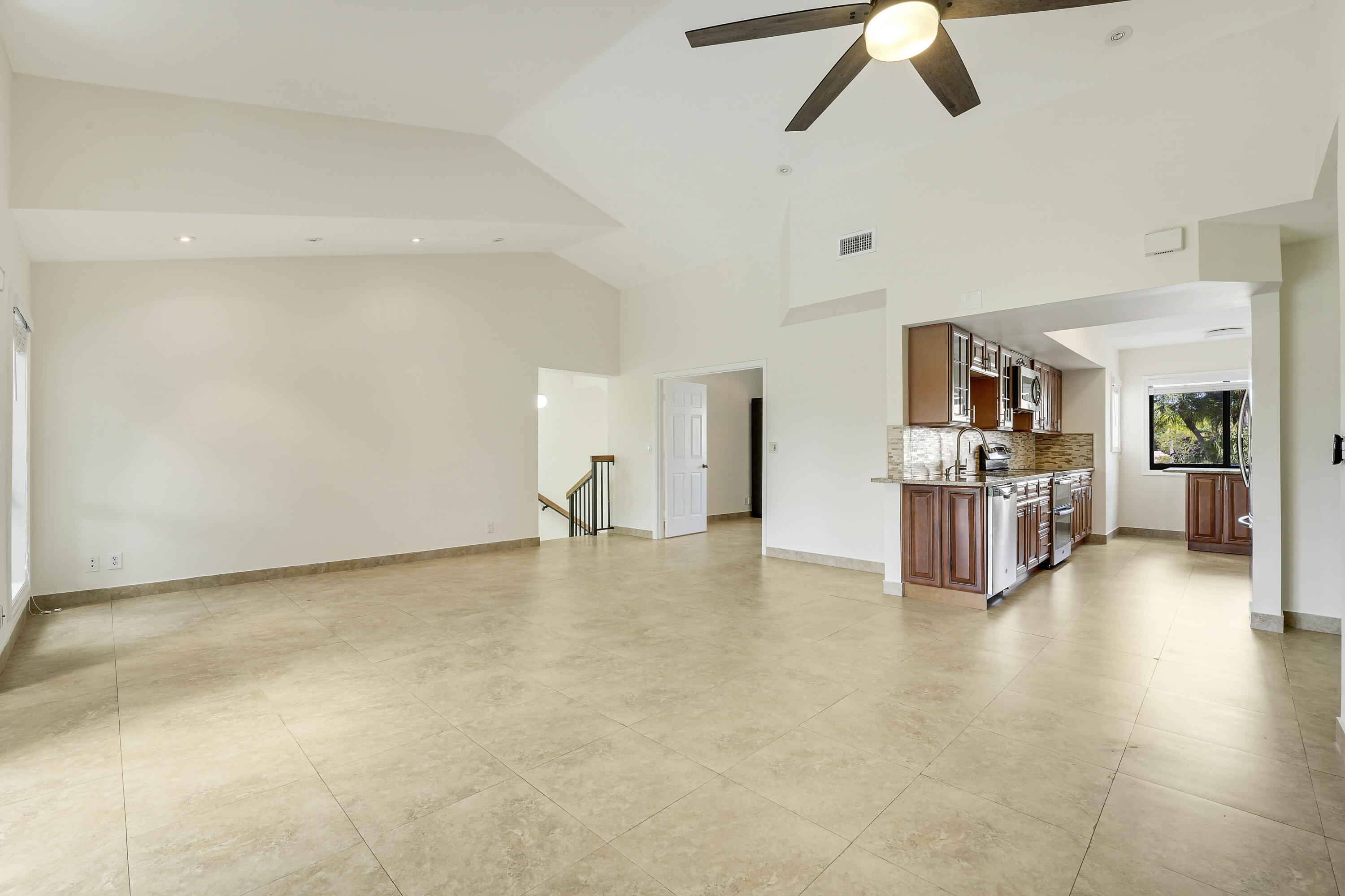 7902 Seville Place, Unit 1604 Boca Raton, FL 33433 - Photo 7 of 35 Overview(2)
