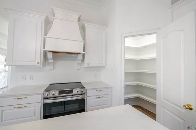 $420,000 | 384 Sugarwood Boulevard, Houma, LA 70360