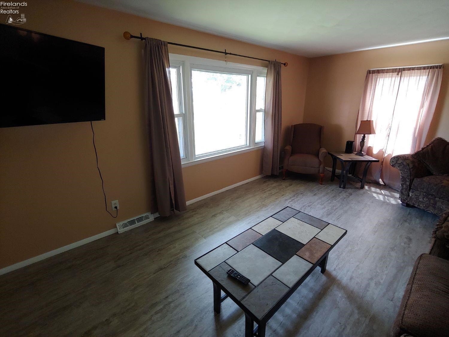 4703 Galloway Road Sandusky, OH 44870 - Photo 3 of 11 Gallery Image 3