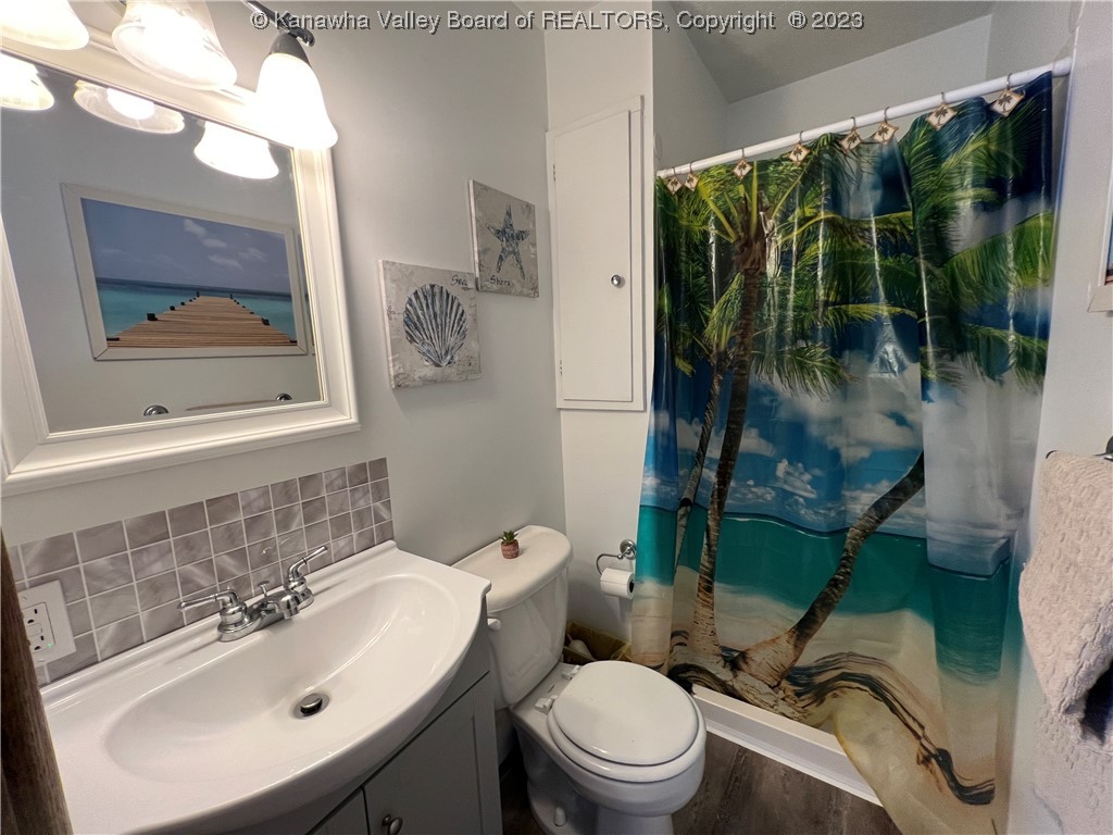 6490 Jericho Road Point Pleasant, WV 25550 - Photo 13 of 27 Master Bathroom