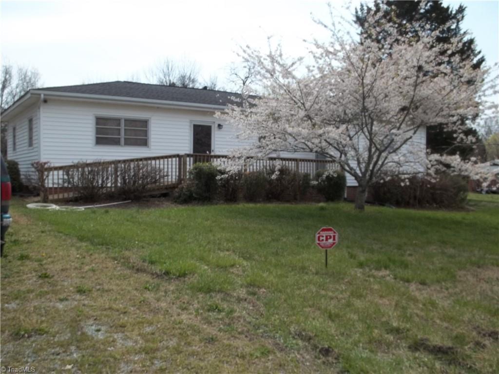154 Shell Road Thomasville, NC 27360 - Photo 1 of 16 Gallery Image 1