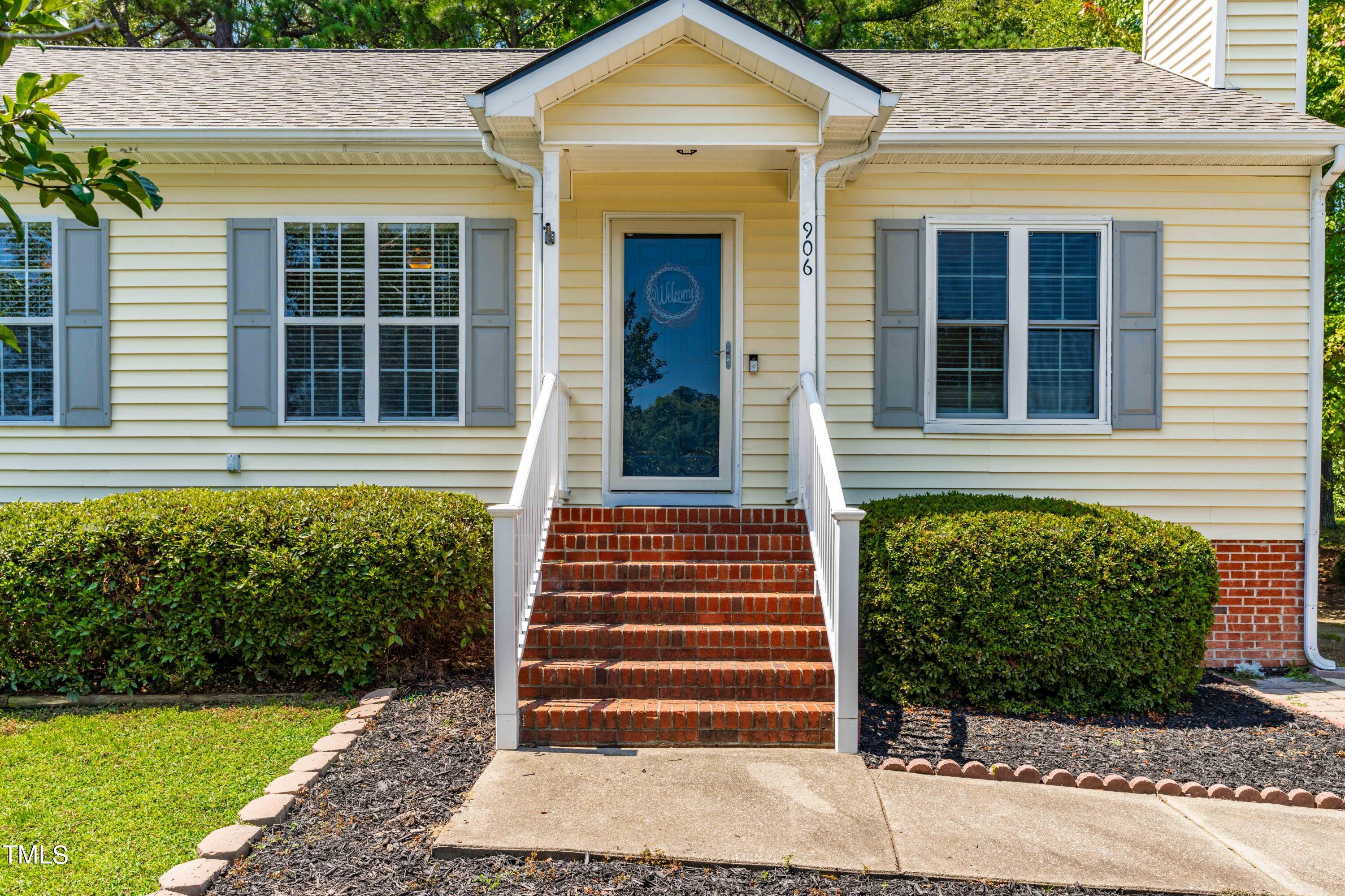 906 Delham Road Knightdale, NC 27545 - Photo 7 of 36 DSC02459