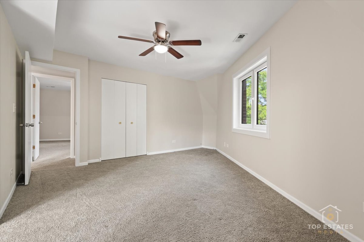 414 Franklin Avenue, Unit 3A River Forest, IL 60305 - Photo 14 of 29 a view of an empty room with a window