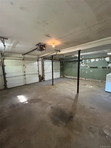 a view of a garage