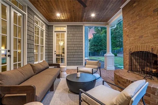 $2,550,000 | 900 Crabapple Hill, Alpharetta, GA 30004