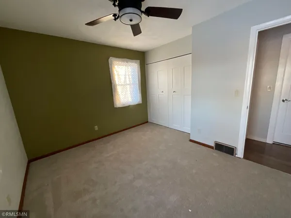 $2,800 | 1436 Selby Avenue, St. Paul Park, MN 55071