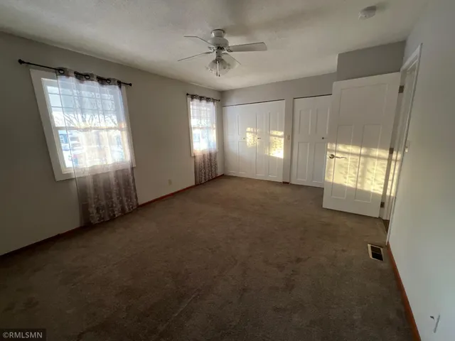 $2,800 | 1436 Selby Avenue, St. Paul Park, MN 55071